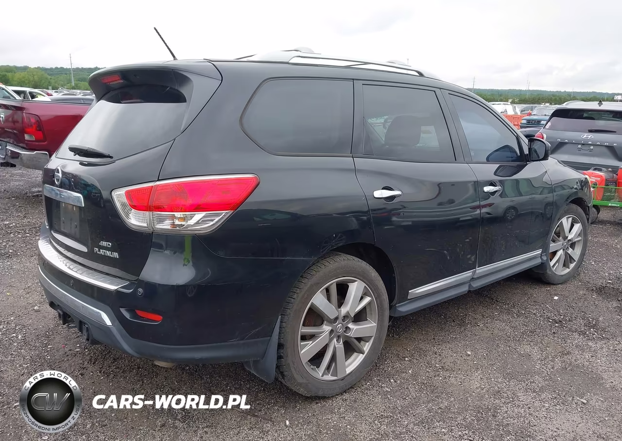 2016 Nissan Pathfinder Platinum VIN:5N1AR2MMXGC671425 - 4