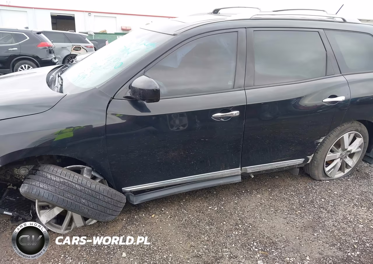 2016 Nissan Pathfinder Platinum VIN:5N1AR2MMXGC671425 - 6