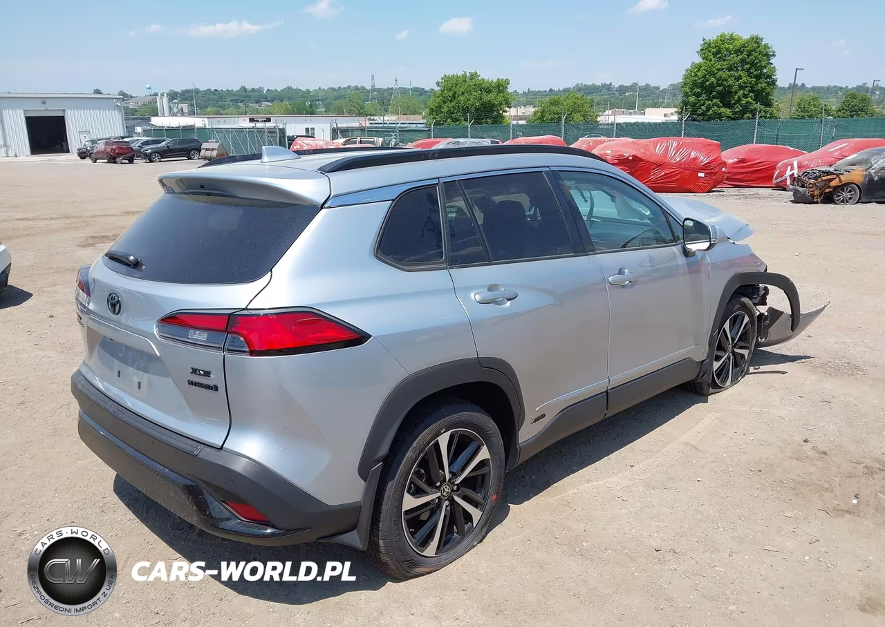 2024 Toyota Corolla Cross Hybrid Xse VIN:7MUFBABG0RV018051 - 4
