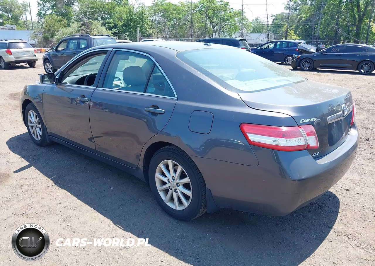 2011 Toyota Camry Xle VIN:4T1BF3EK5BU203377 - 3