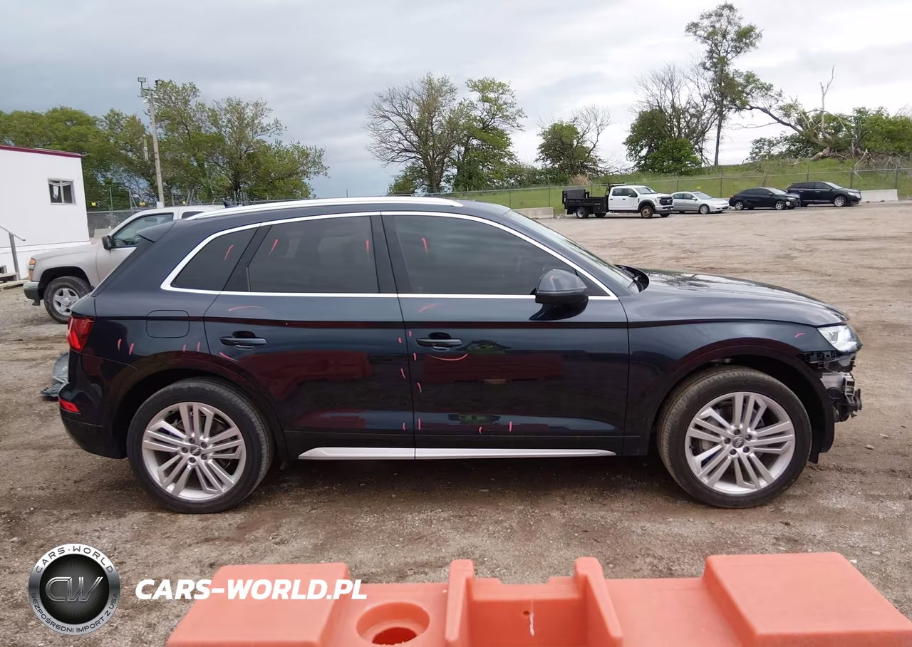 2018 Audi Q5 2.0T Premium VIN:WA1BNAFY9J2024276 - 14