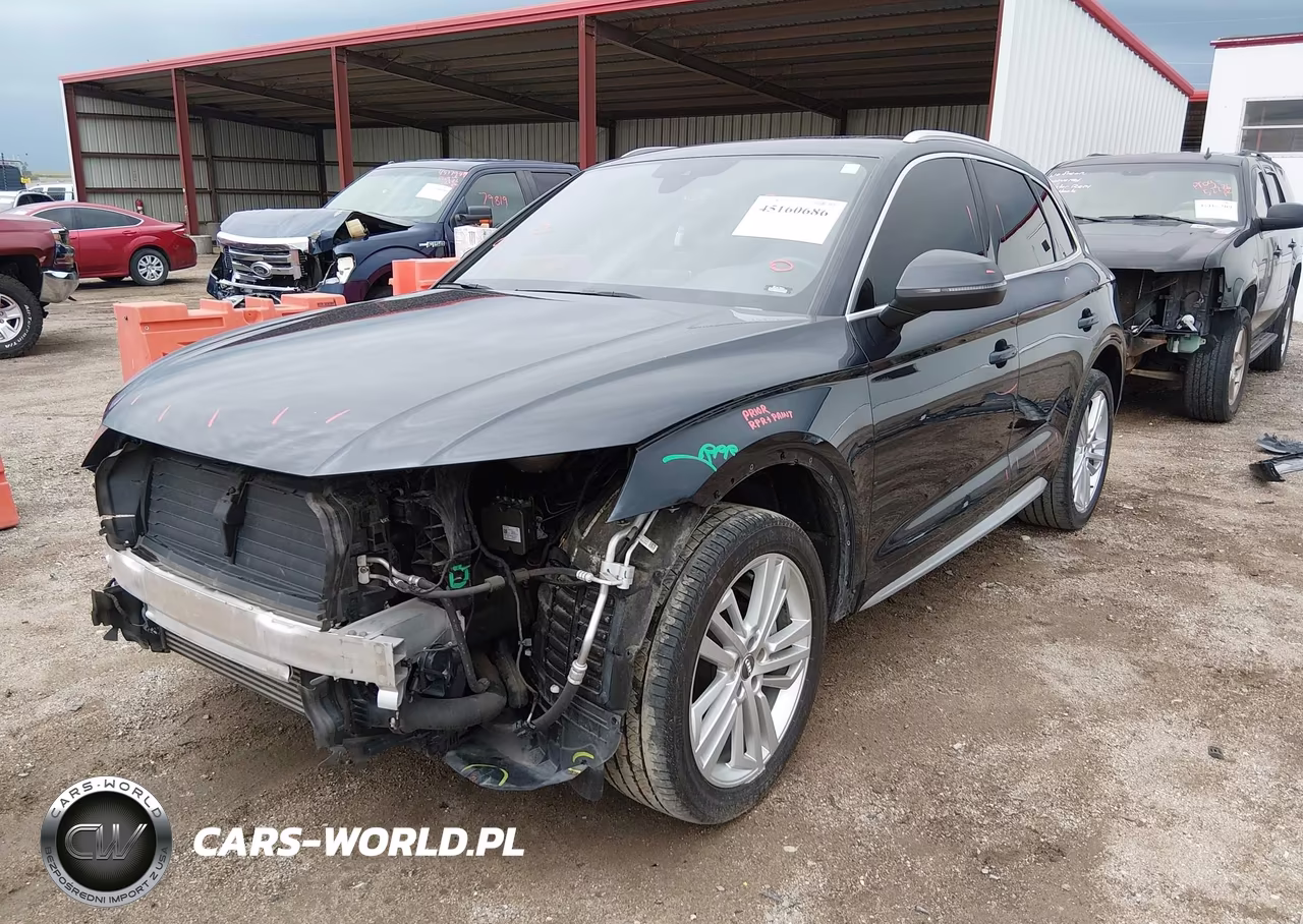 2018 Audi Q5 2.0T Premium VIN:WA1BNAFY9J2024276 - 2
