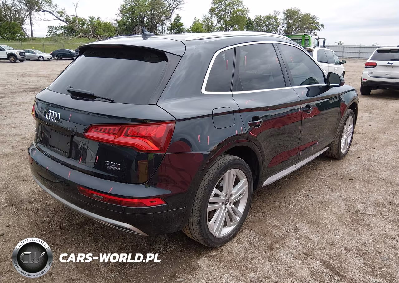 2018 Audi Q5 2.0T Premium VIN:WA1BNAFY9J2024276 - 4