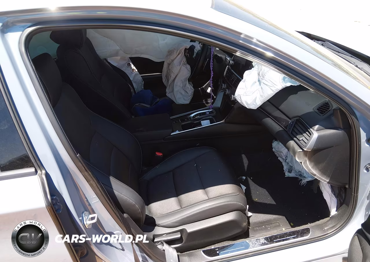 2022 Honda Accord Hybrid Sport VIN:1HGCV3F20NA039635 - 5