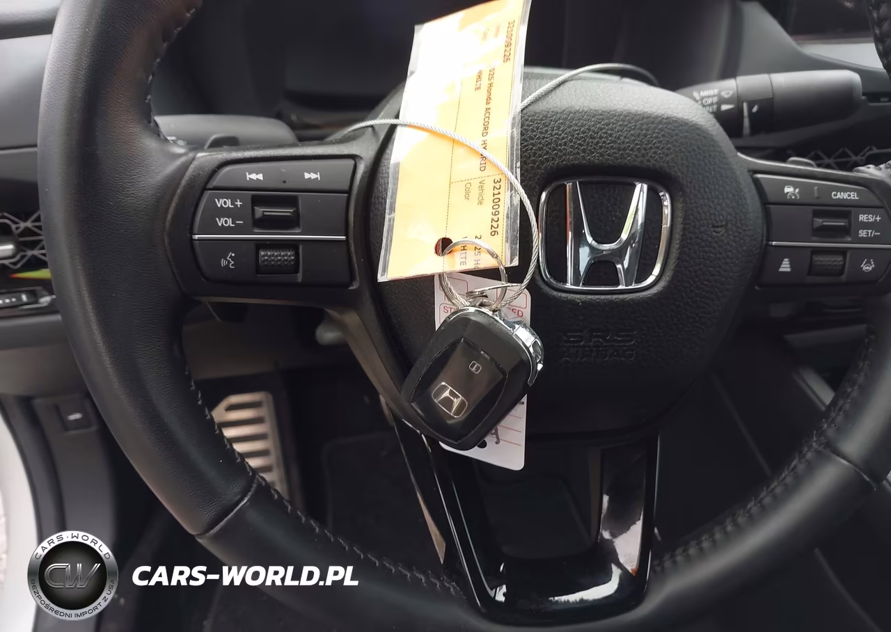 2025 Honda Accord Hybrid Sport-L VIN:1HGCY2F71SA031553 - 11