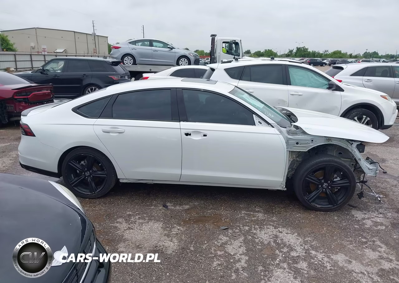 2025 Honda Accord Hybrid Sport-L VIN:1HGCY2F71SA031553 - 14