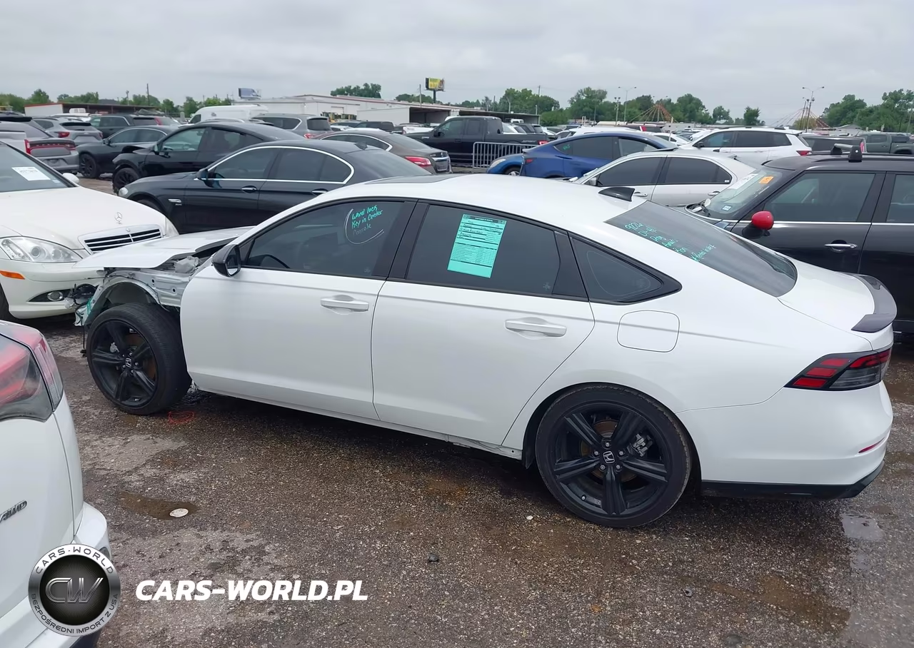 2025 Honda Accord Hybrid Sport-L VIN:1HGCY2F71SA031553 - 15