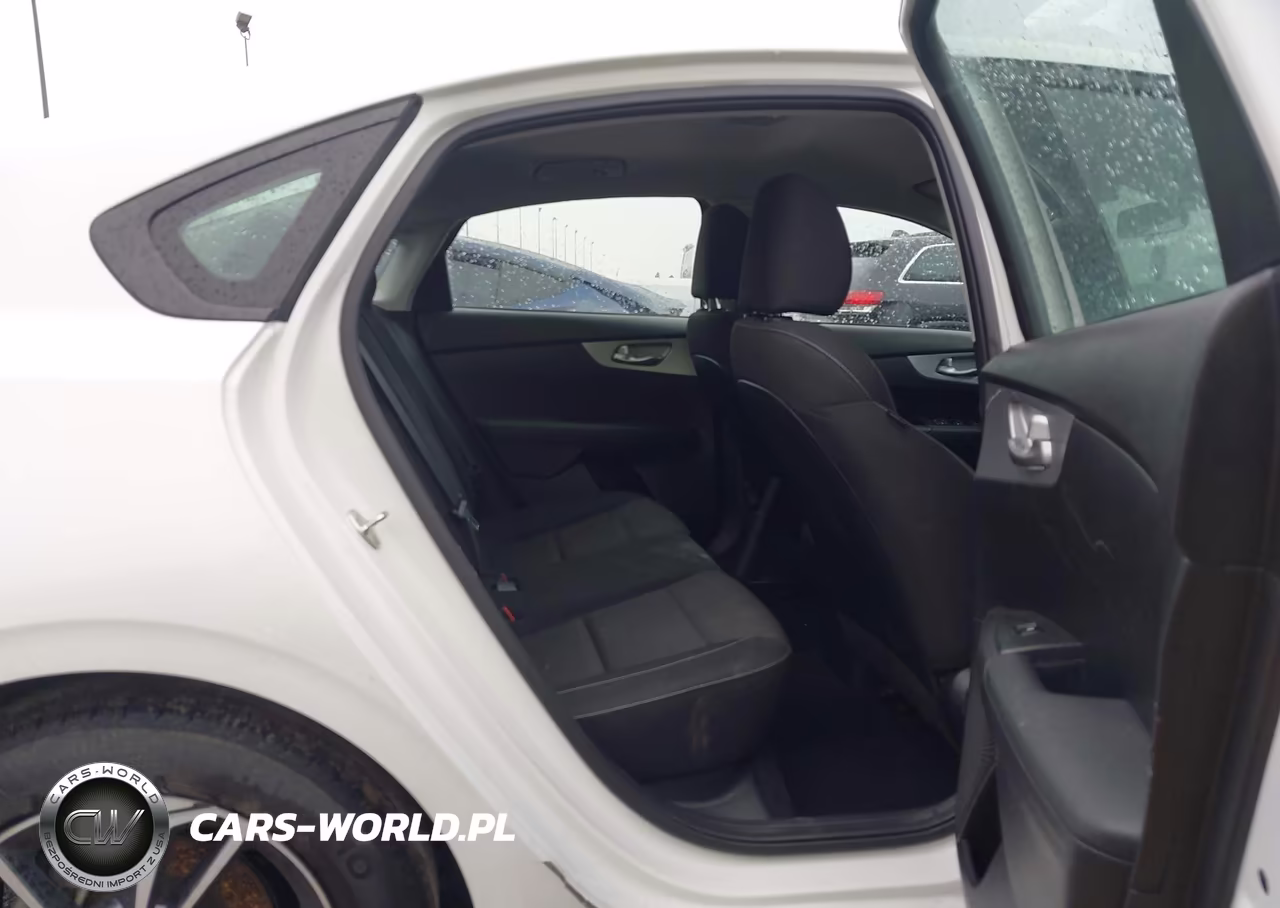 2024 Kia Forte Lxs VIN:3KPF24AD2RE734284 - 8