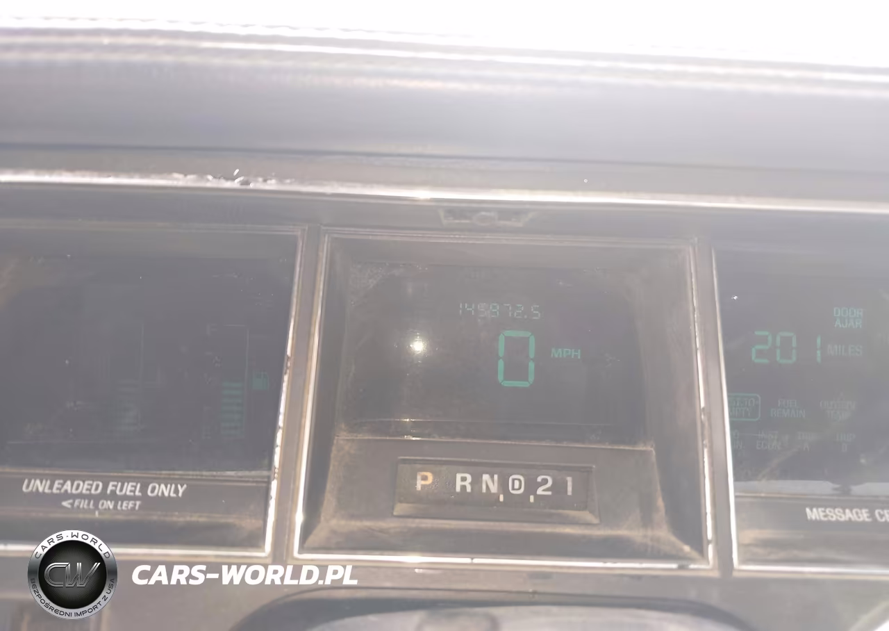 1994 Lincoln Town Car Executive VIN:1LNLM81W1RY708576 - 7