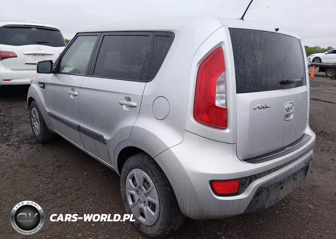 2012 Kia Soul VIN:KNDJT2A54C7462963 - 3