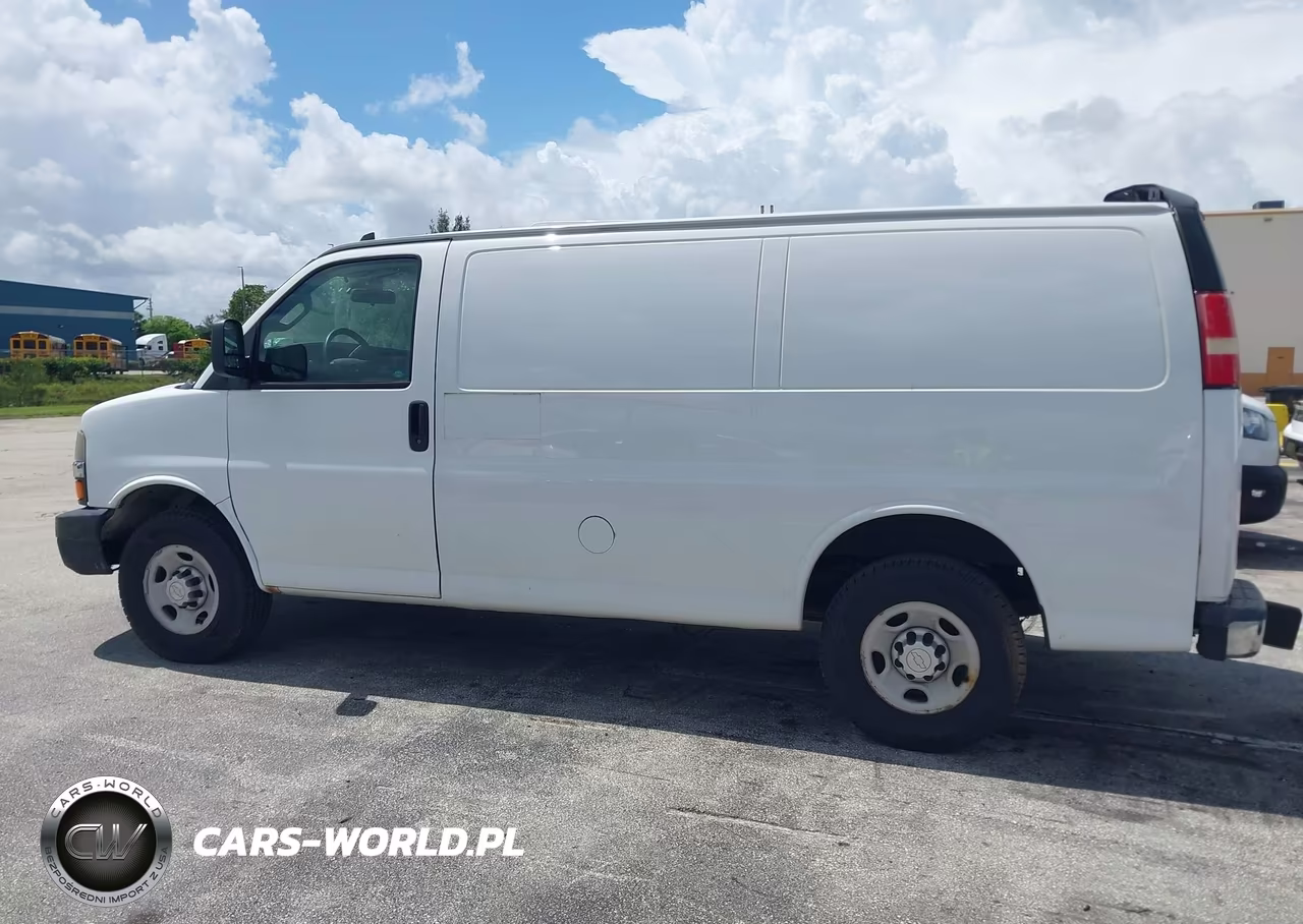 2019 Chevrolet Express 2500 Work Van VIN:1GCWGAFPXK1332556 - 14