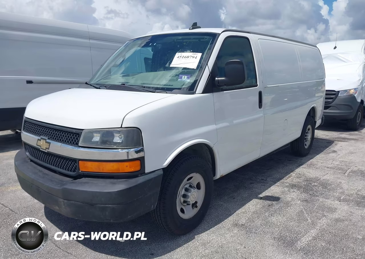 2019 Chevrolet Express 2500 Work Van VIN:1GCWGAFPXK1332556 - 2