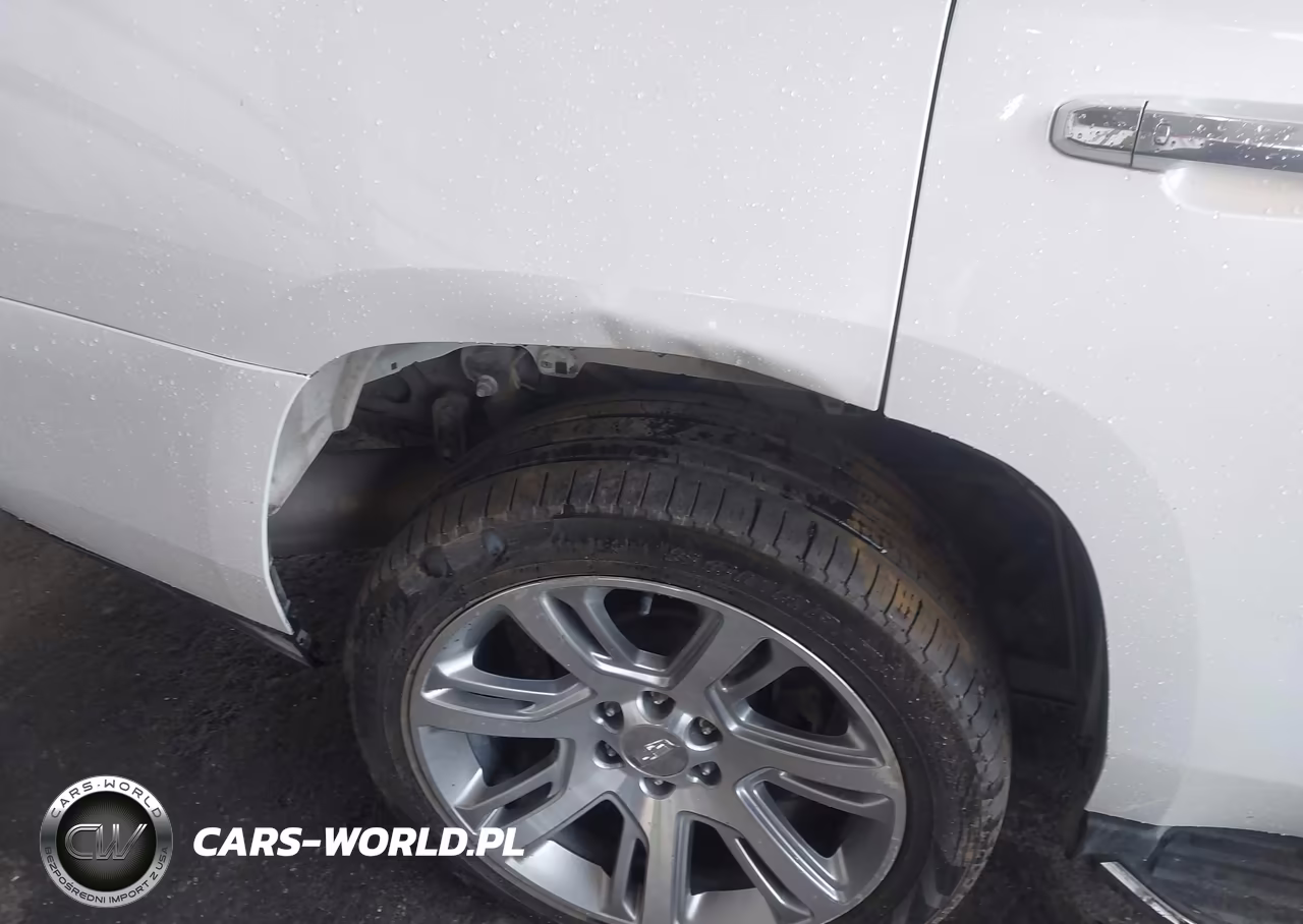 2017 Cadillac Escalade Luxury VIN:1GYS3BKJ7HR368436 - 18