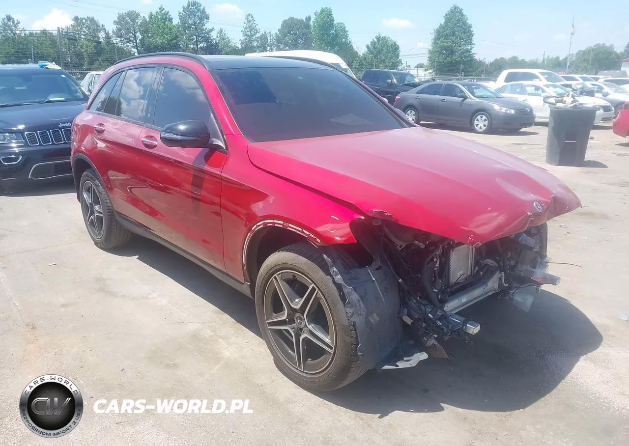 2021 Mercedes-Benz Glc 300 4Matic Suv – zdjęcie 1 z 17