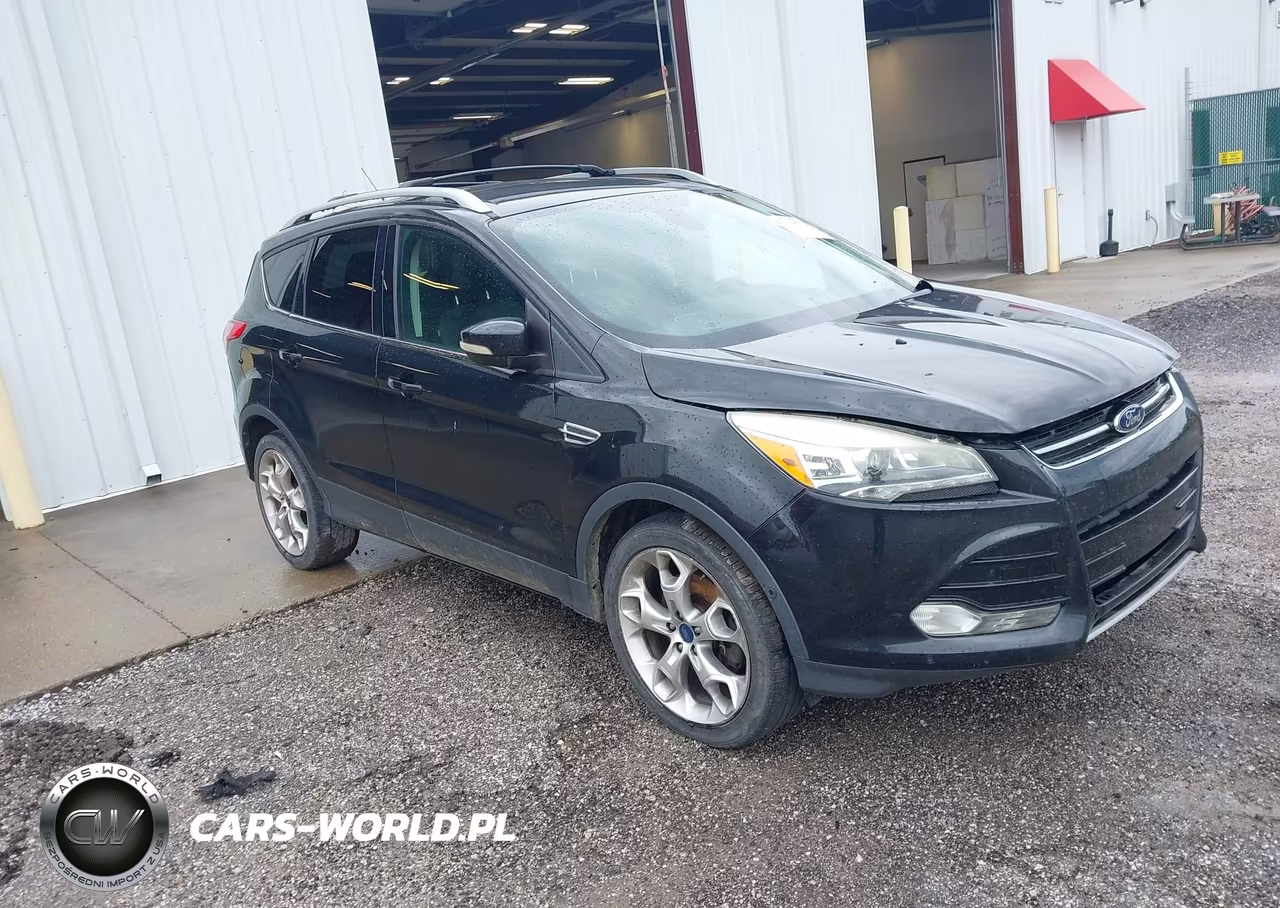 2014 Ford Escape Titanium – zdjęcie 1 z 11