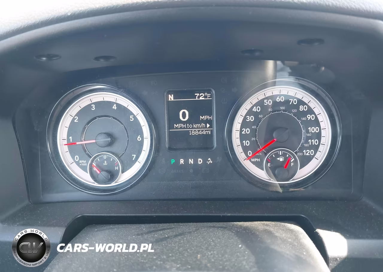 2019 Ram 1500 Classic Tradesman 4X2 8' Box VIN:3C6JR6DG0KG502808 - 7