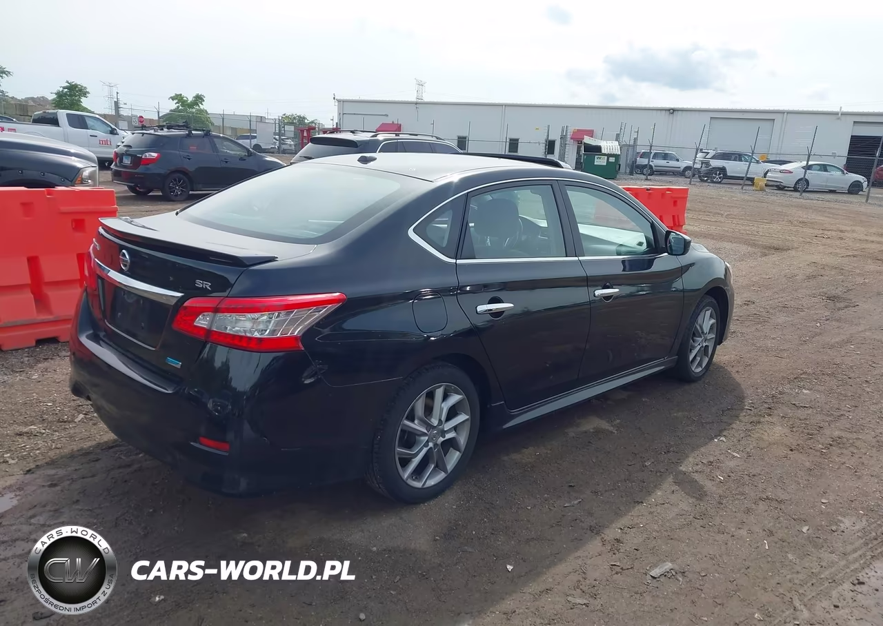 2013 Nissan Sentra Sr VIN:3N1AB7AP1DL745175 - 4