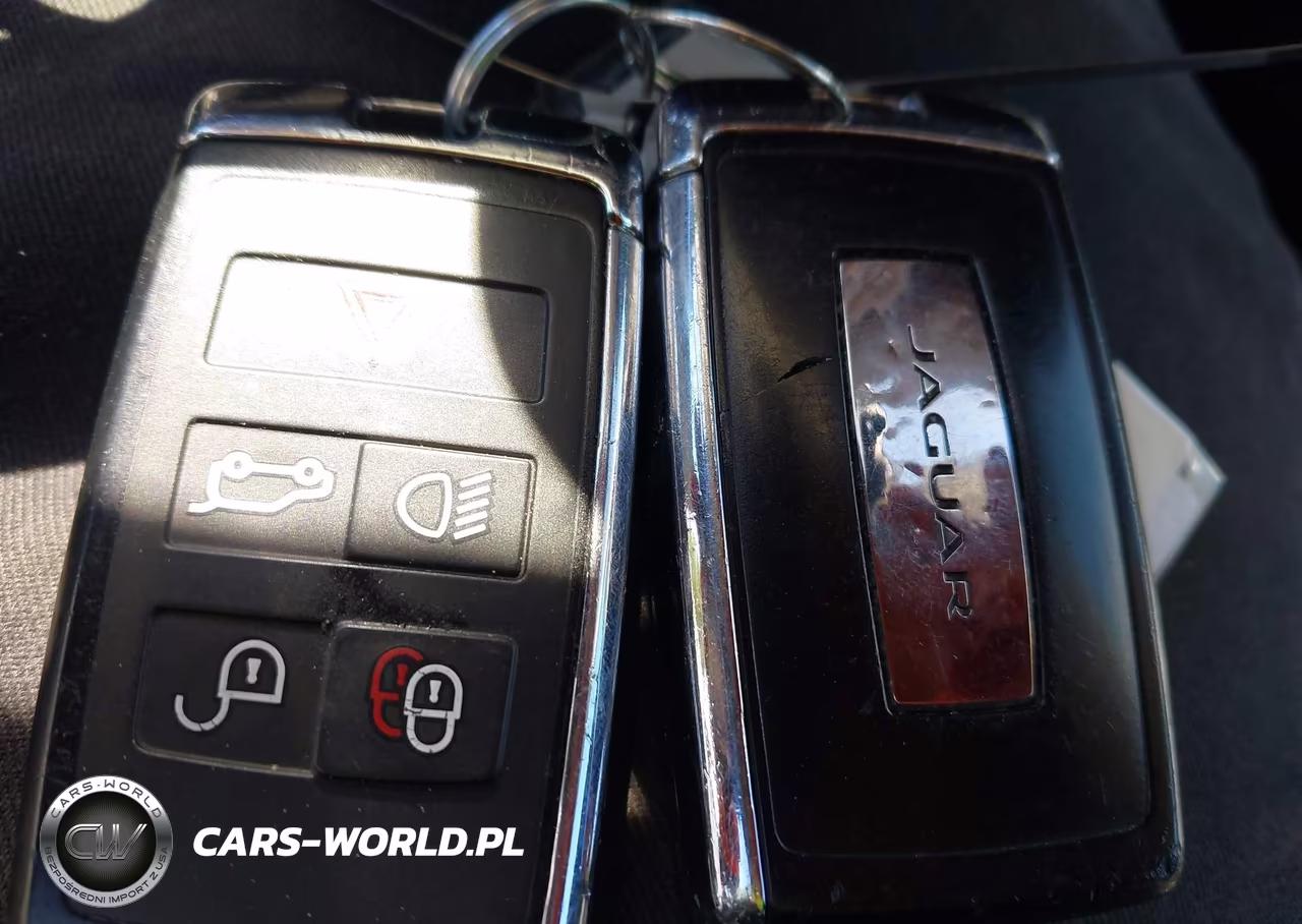 2019 Jaguar E-Pace Se VIN:SADFP2FX2K1Z55566 - 11