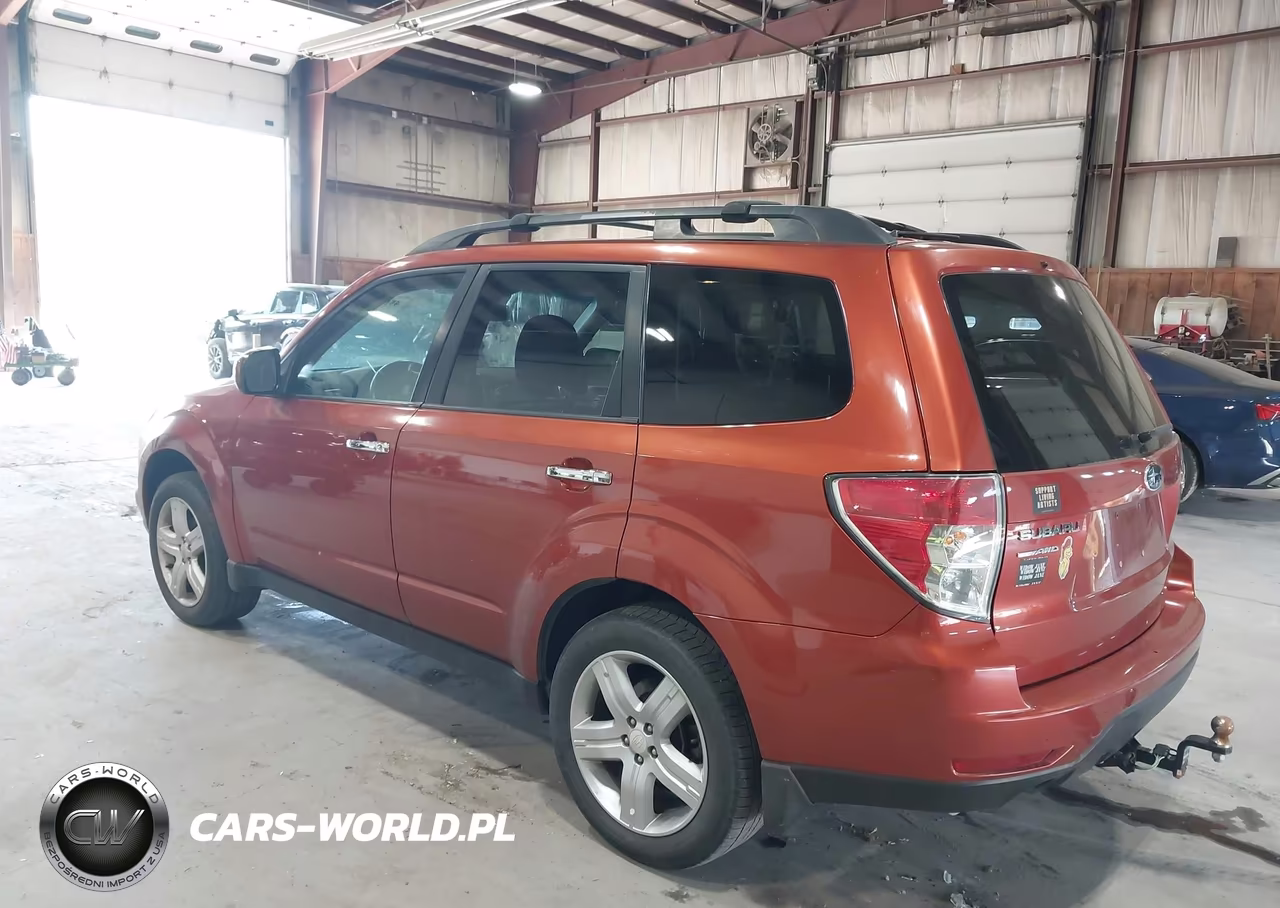 2010 Subaru Forester 2.5X Premium VIN:JF2SH6CC9AG715525 - 3
