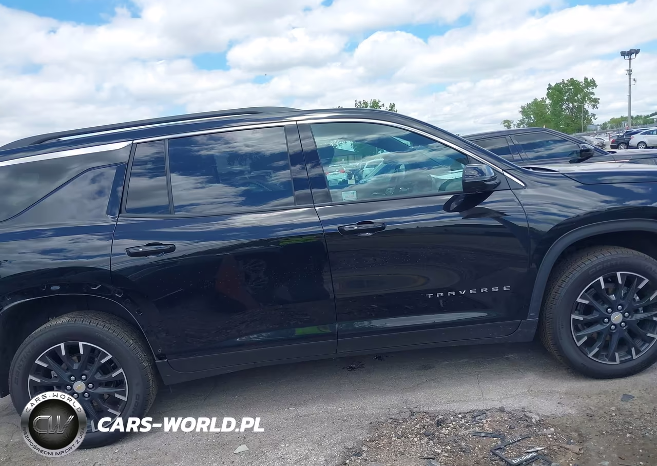 2025 Chevrolet Traverse Awd Lt VIN:1GNEVGRS9SJ300399 - 13