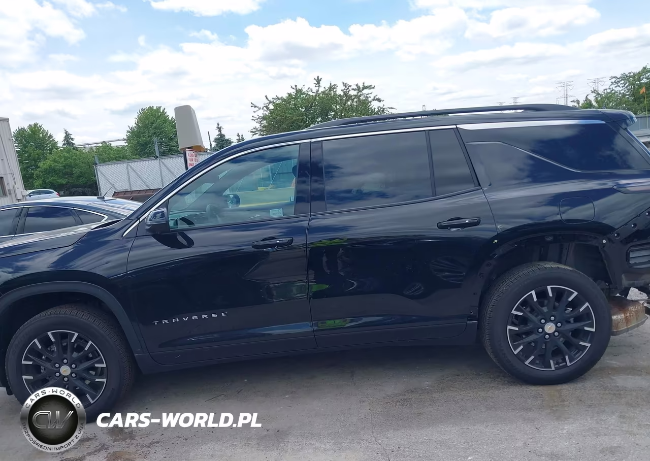 2025 Chevrolet Traverse Awd Lt VIN:1GNEVGRS9SJ300399 - 14