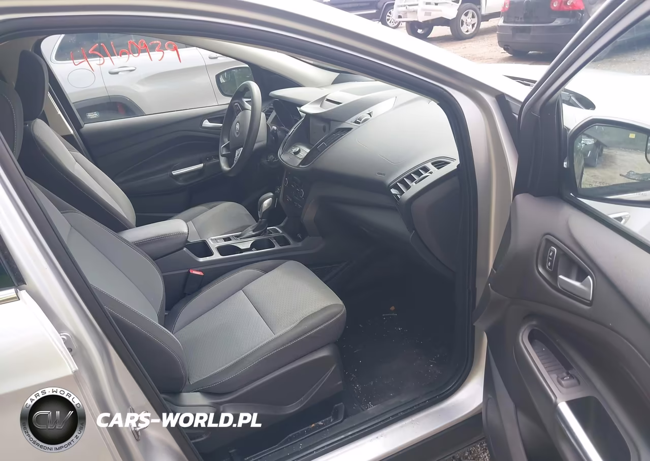 2018 Ford Escape Se VIN:1FMCU0GD0JUB51615 - 5