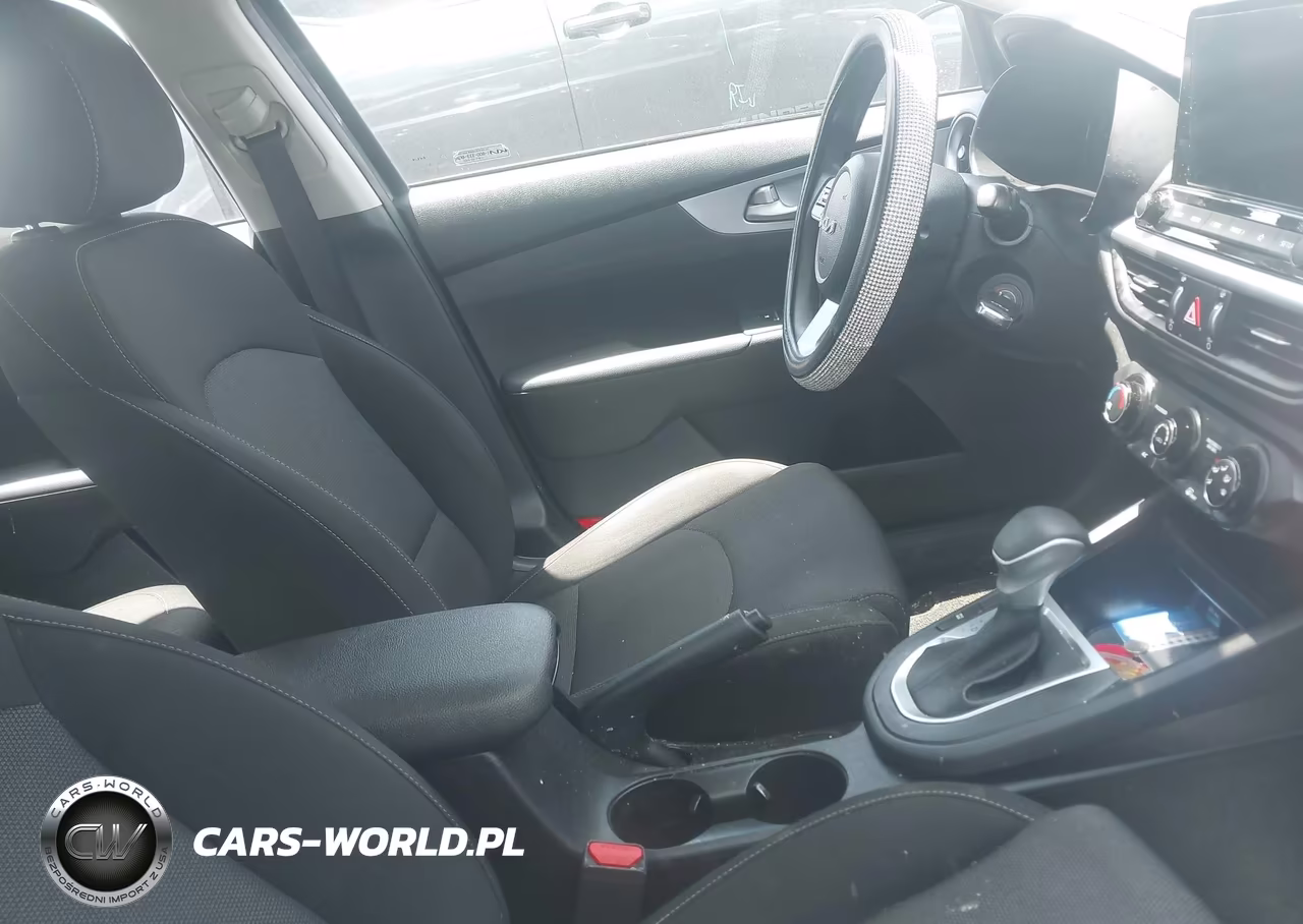 2023 Kia Forte Lxs VIN:3KPF24AD4PE631137 - 5