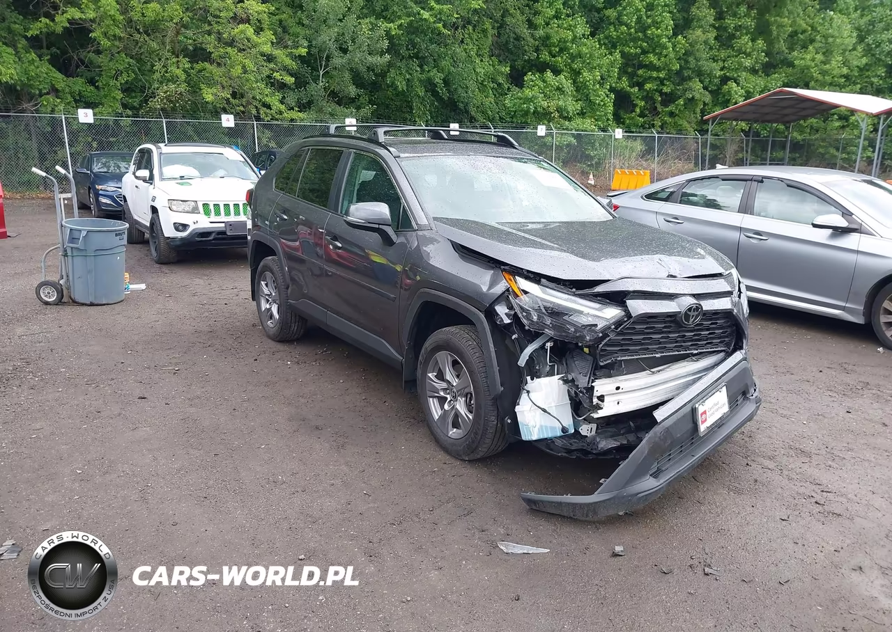 2024 Toyota Rav4 Xle – zdjęcie 1 z 16