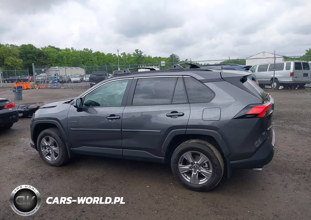 2024 Toyota Rav4 Xle VIN:2T3P1RFV3RC477275 - 14