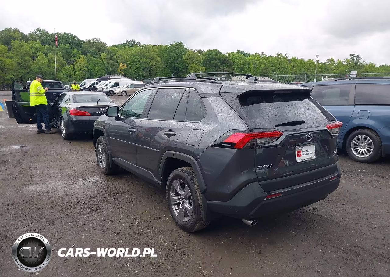2024 Toyota Rav4 Xle VIN:2T3P1RFV3RC477275 - 3