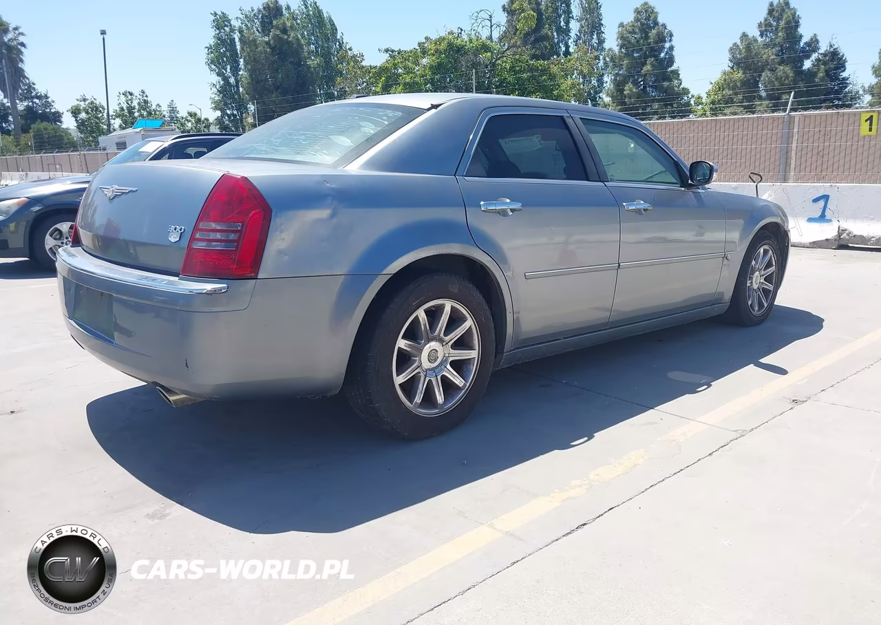 2006 Chrysler 300C VIN:2C3KA63H06H499353 - 4