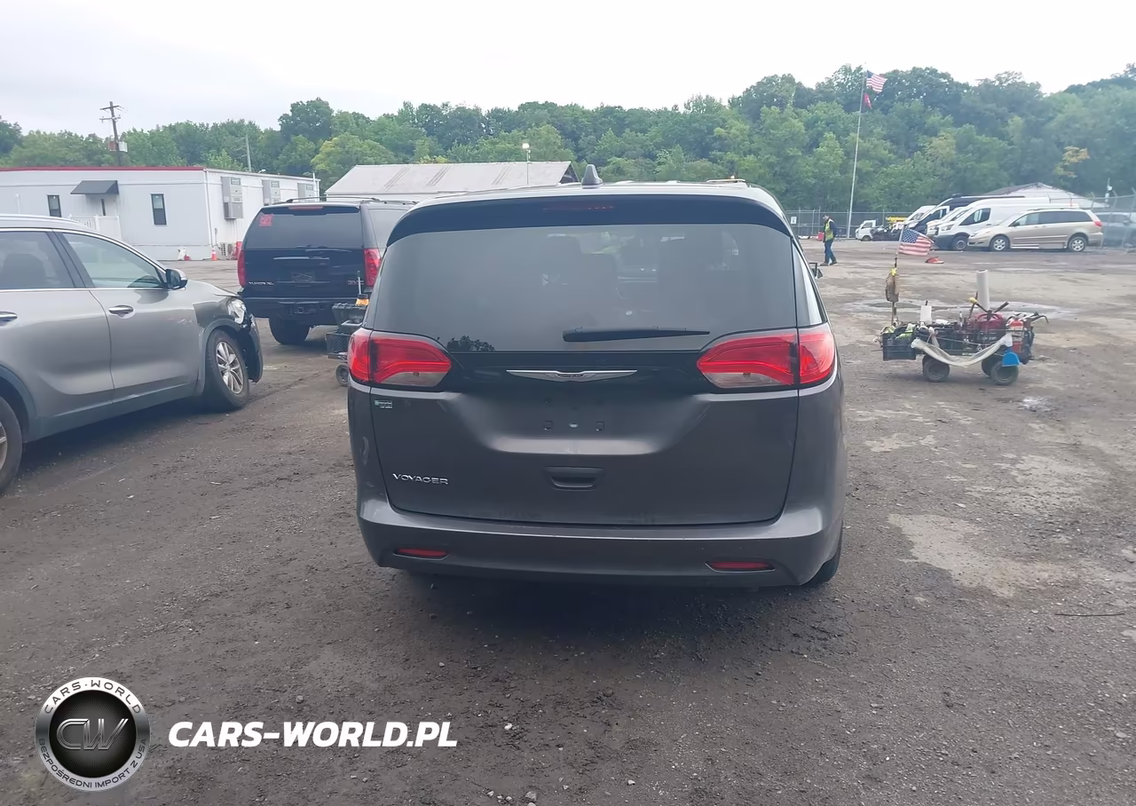 2023 Chrysler Voyager Lx VIN:2C4RC1CG6PR610871 - 17