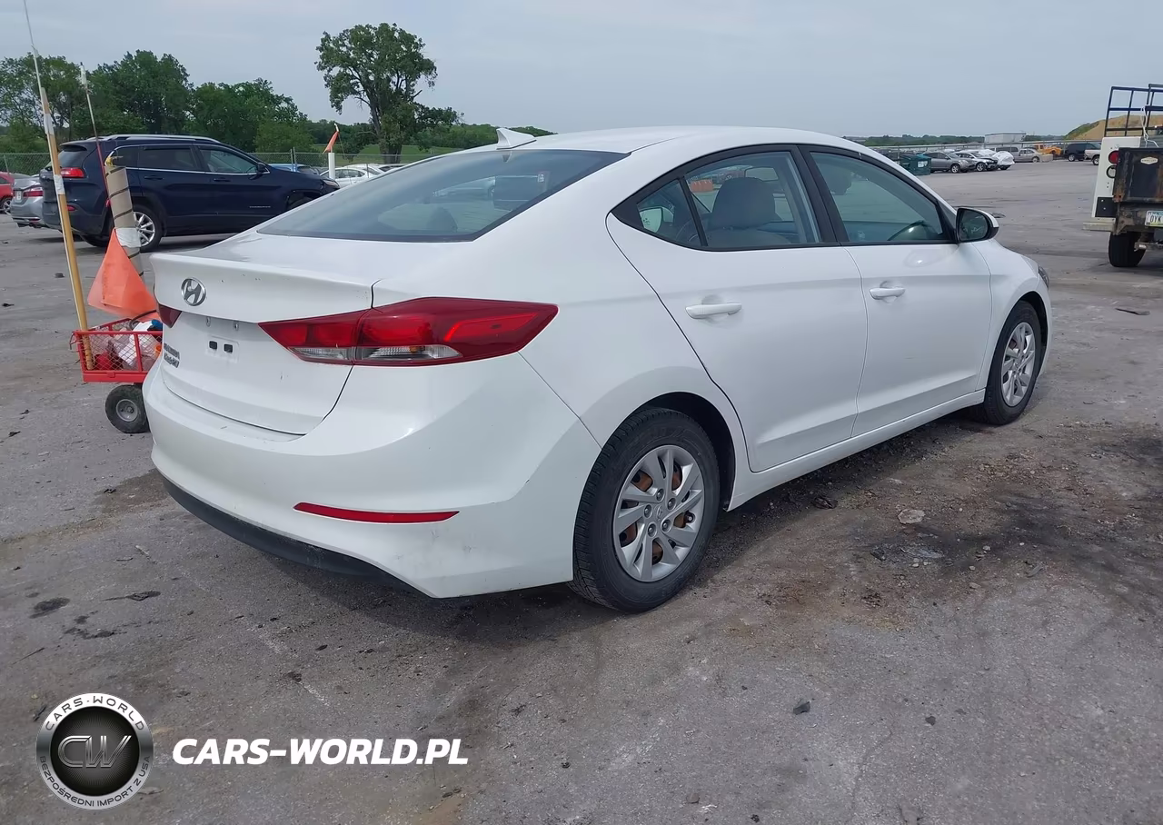 2017 Hyundai Elantra Se VIN:5NPD74LF7HH209268 - 4