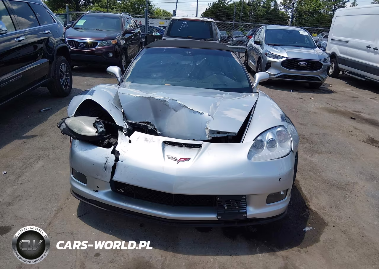 2010 Chevrolet Corvette Grand Sport VIN:1G1YW3DW8A5108042 - 11