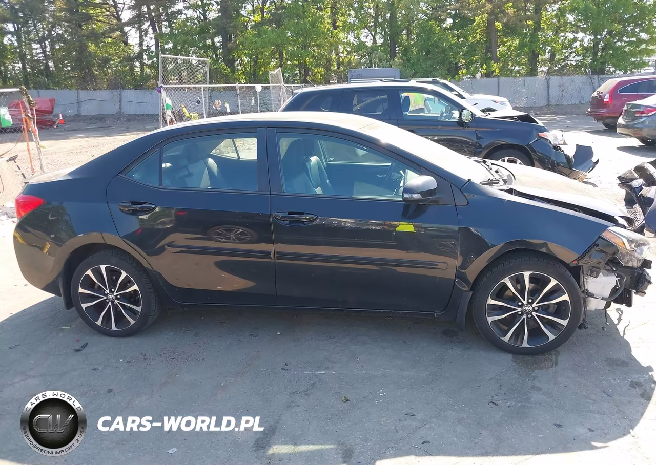 2019 Toyota Corolla Se VIN:2T1BURHE4KC186328 - 14