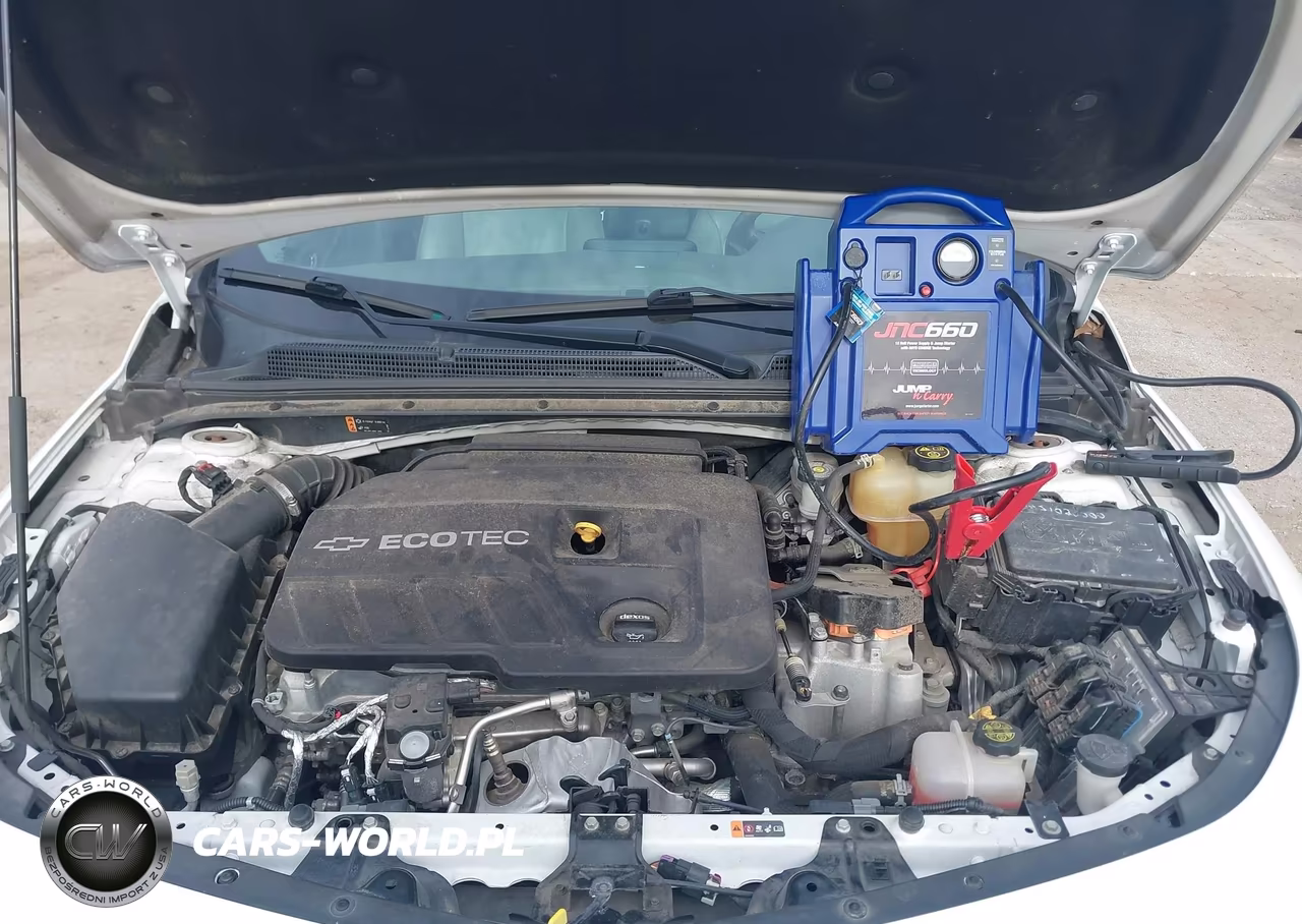 2018 Chevrolet Malibu Hybrid VIN:1G1ZF5SUXJF118969 - 10