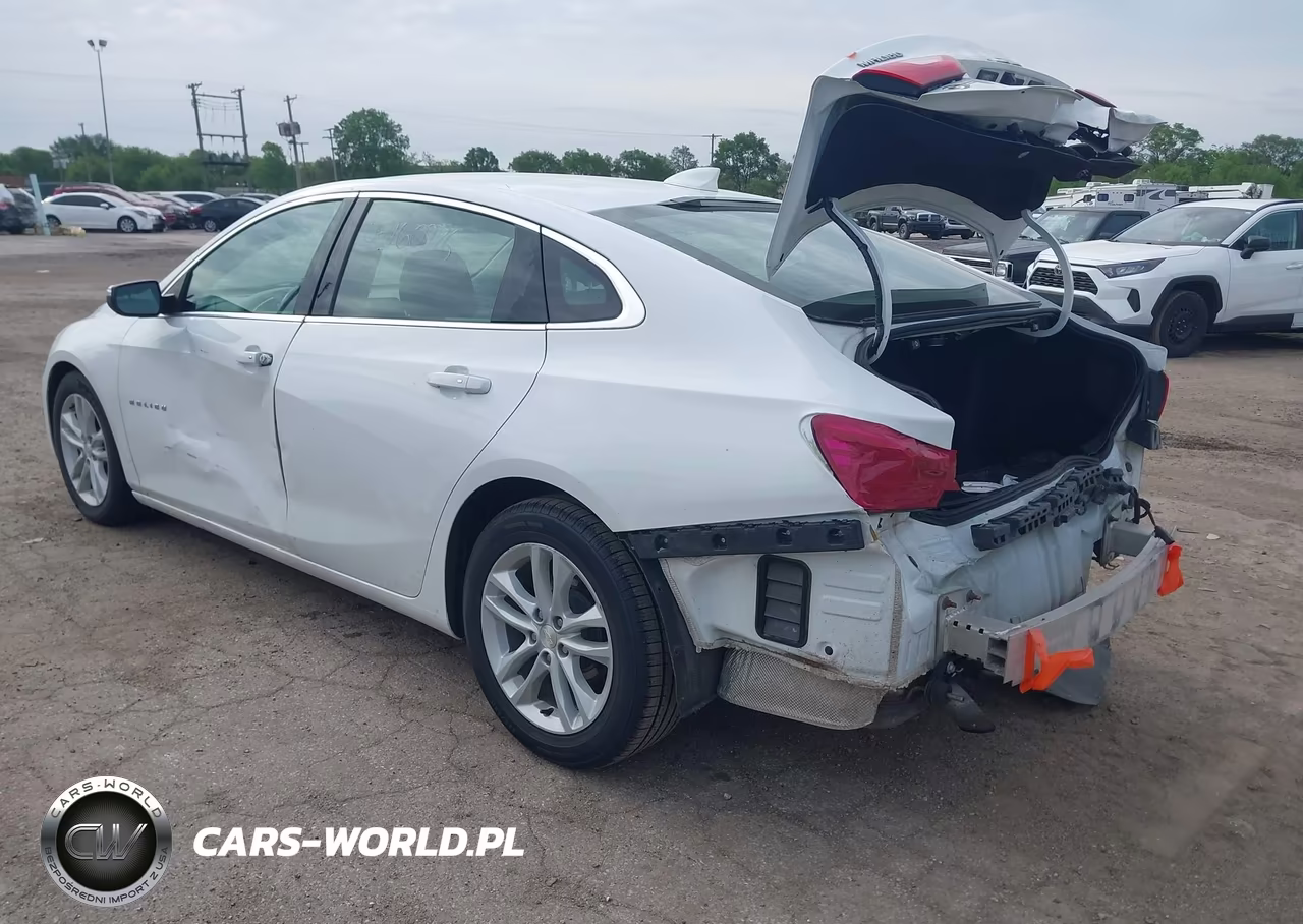 2018 Chevrolet Malibu Hybrid VIN:1G1ZF5SUXJF118969 - 3