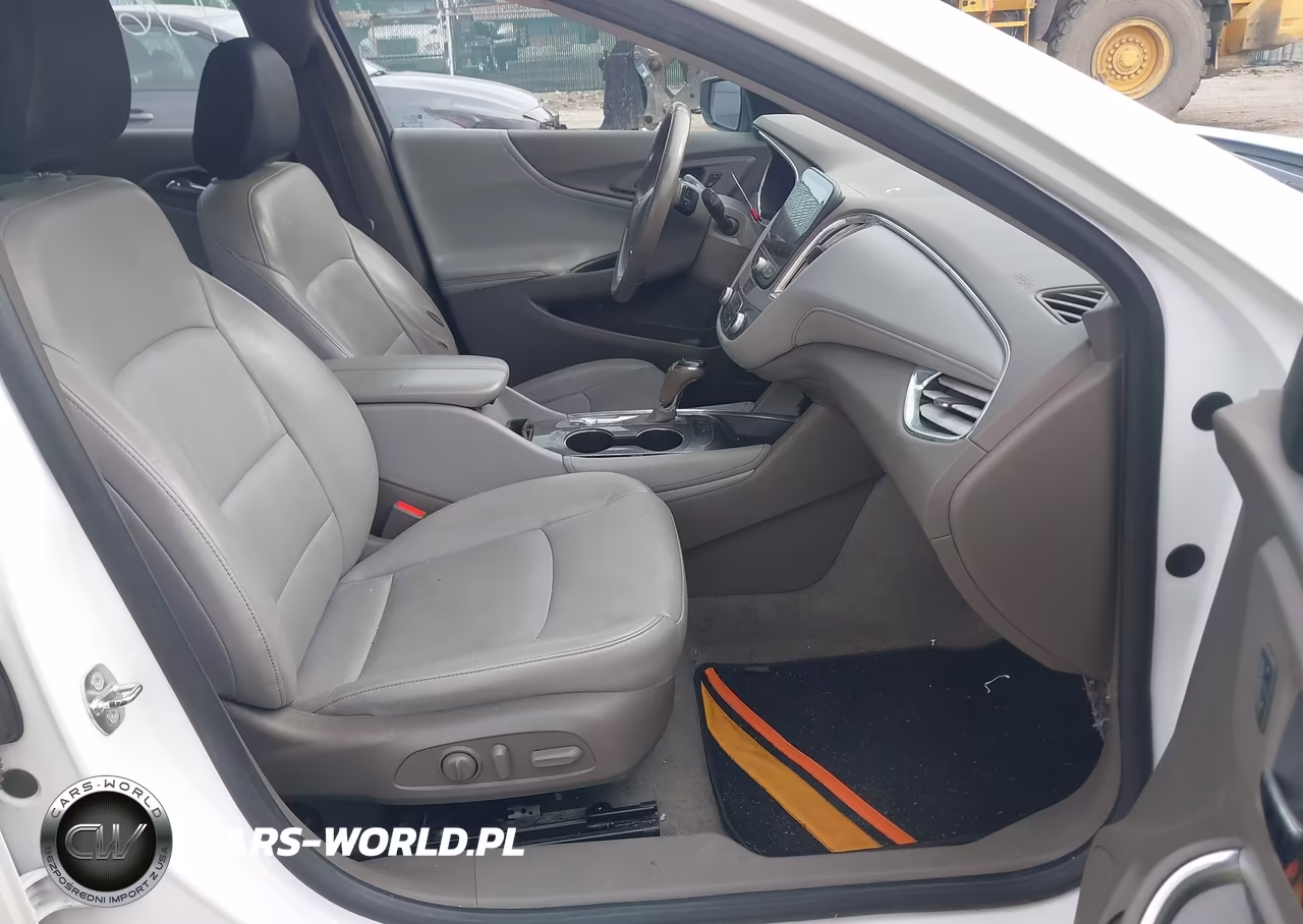 2018 Chevrolet Malibu Hybrid VIN:1G1ZF5SUXJF118969 - 5