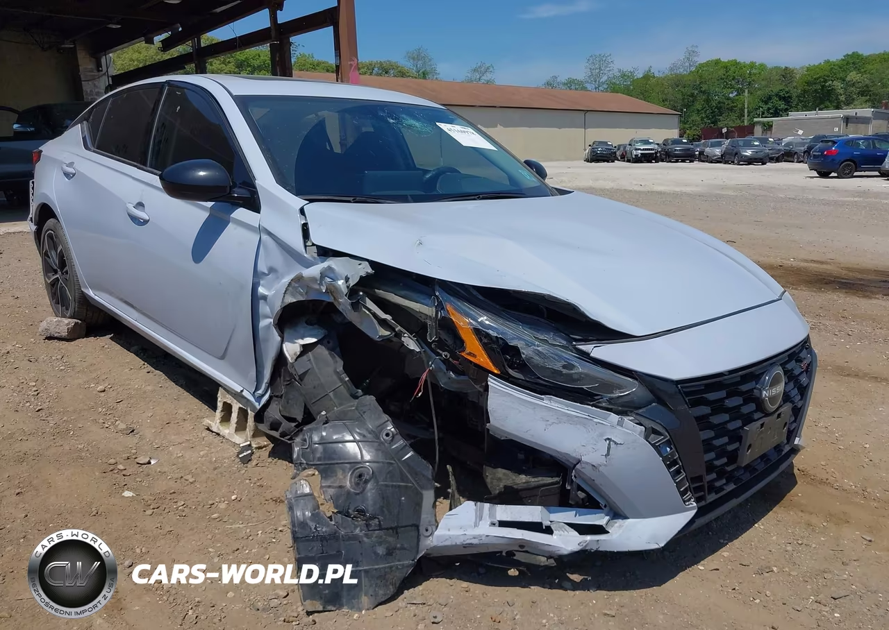 2024 Nissan Altima Sr Intelligent Awd – zdjęcie 1 z 17