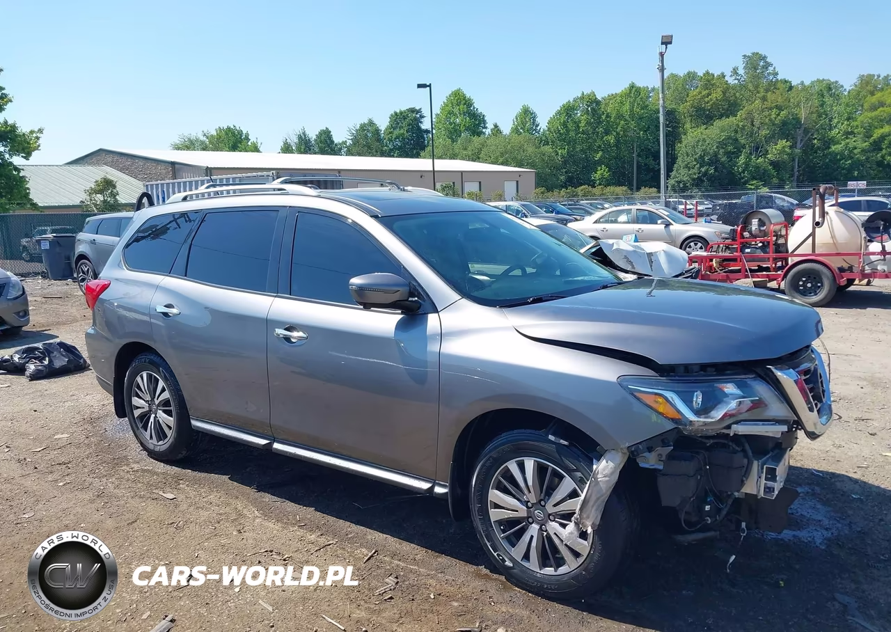 2017 Nissan Pathfinder Sl – zdjęcie 1 z 17