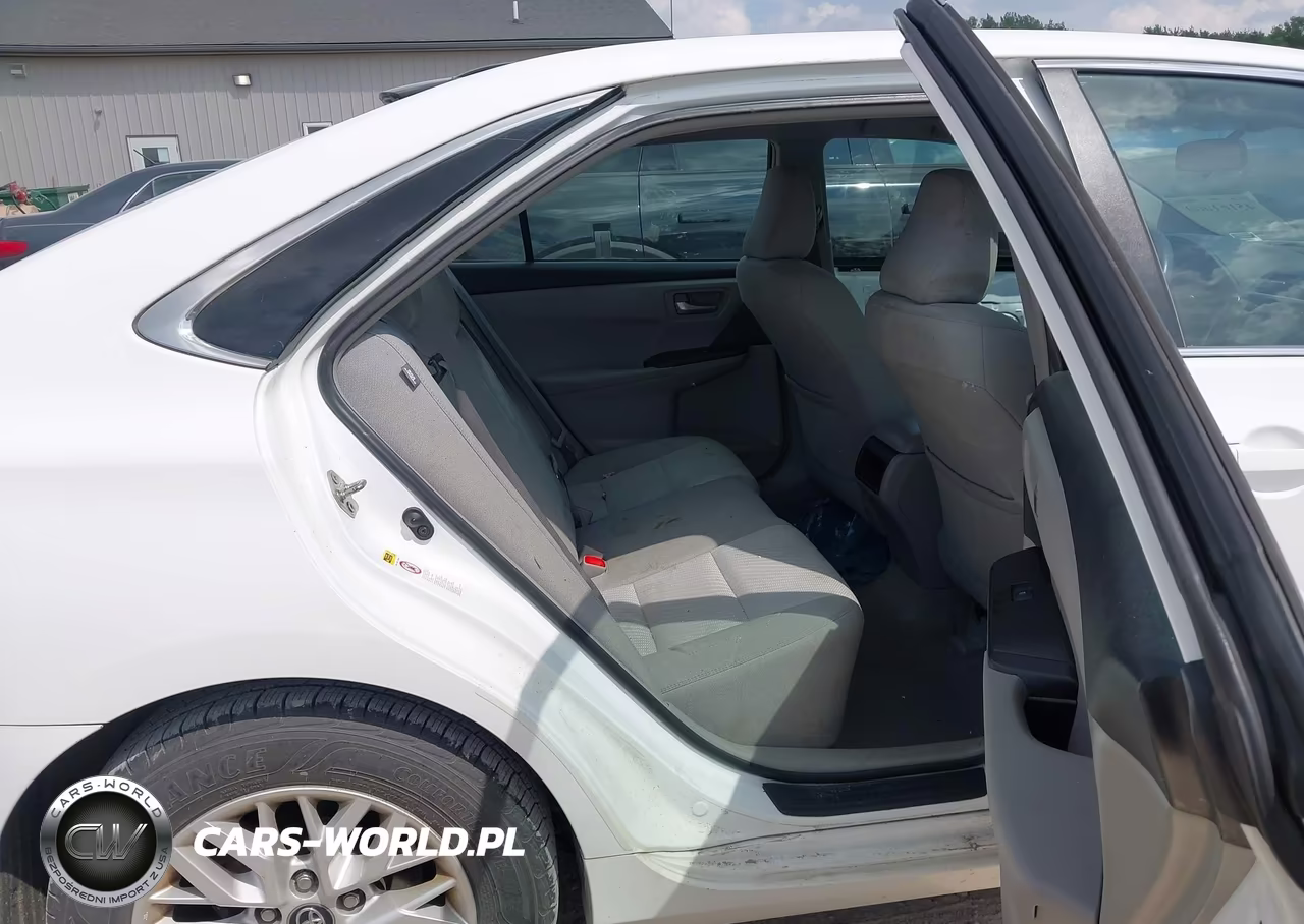 2017 Toyota Camry Le VIN:4T1BF1FK2HU646226 - 8