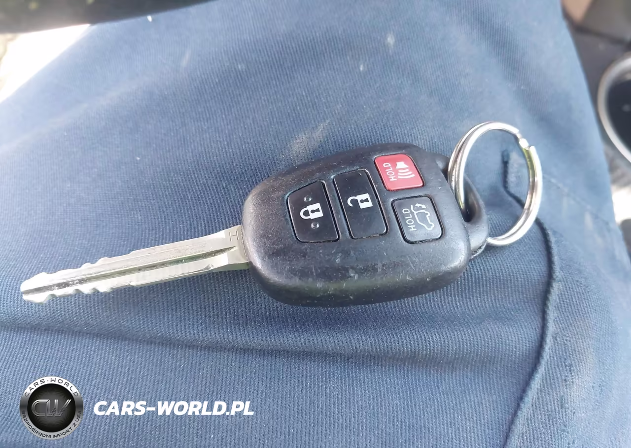 2015 Toyota Rav4 Xle VIN:JTMWFREVXFJ033852 - 11