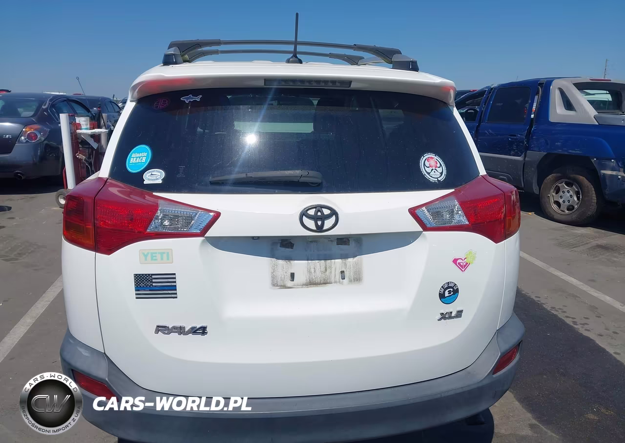 2015 Toyota Rav4 Xle VIN:JTMWFREVXFJ033852 - 16