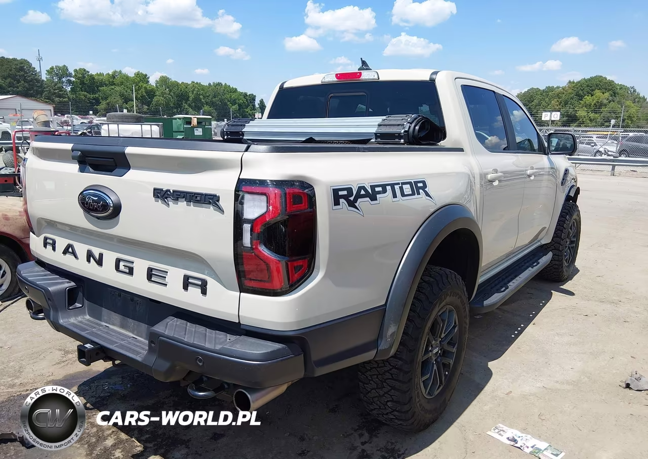 2025 Ford Ranger Raptor VIN:1FTER4LR6SLE03303 - 4
