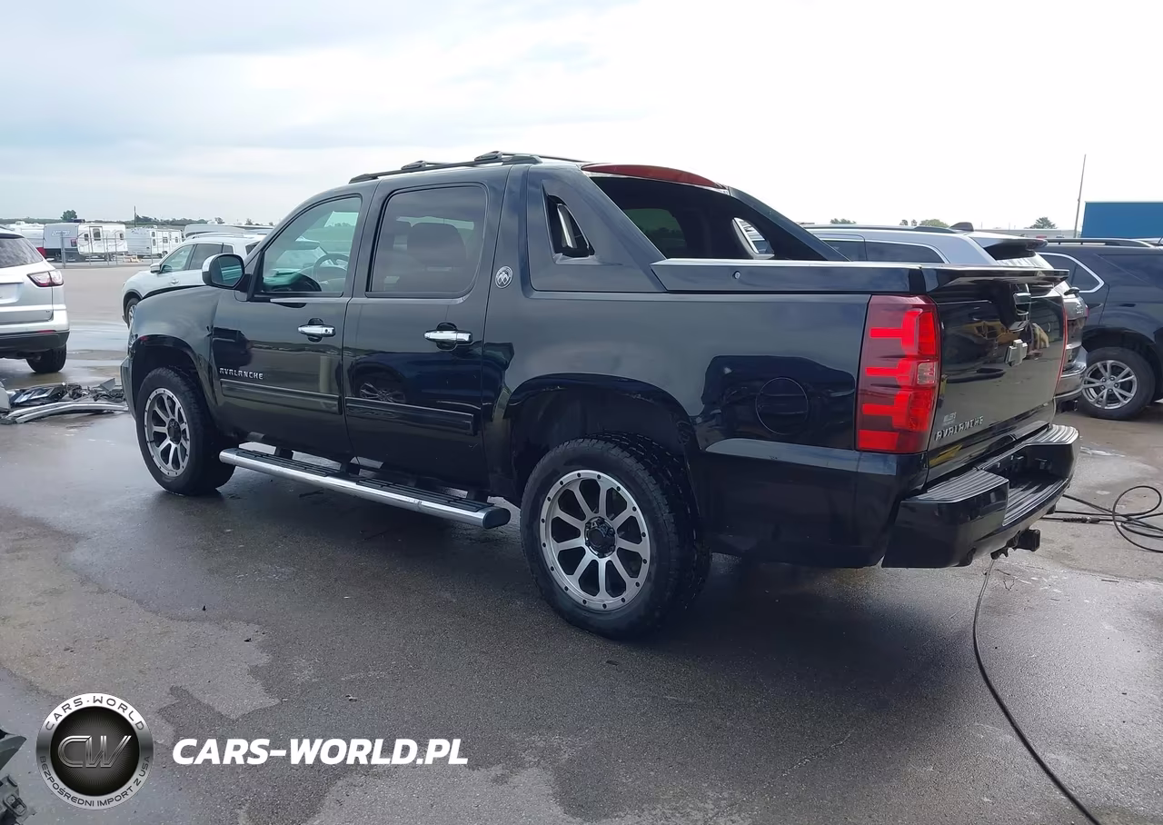 2013 Chevrolet Avalanche Ls VIN:3GNTKEE75DG333295 - 3