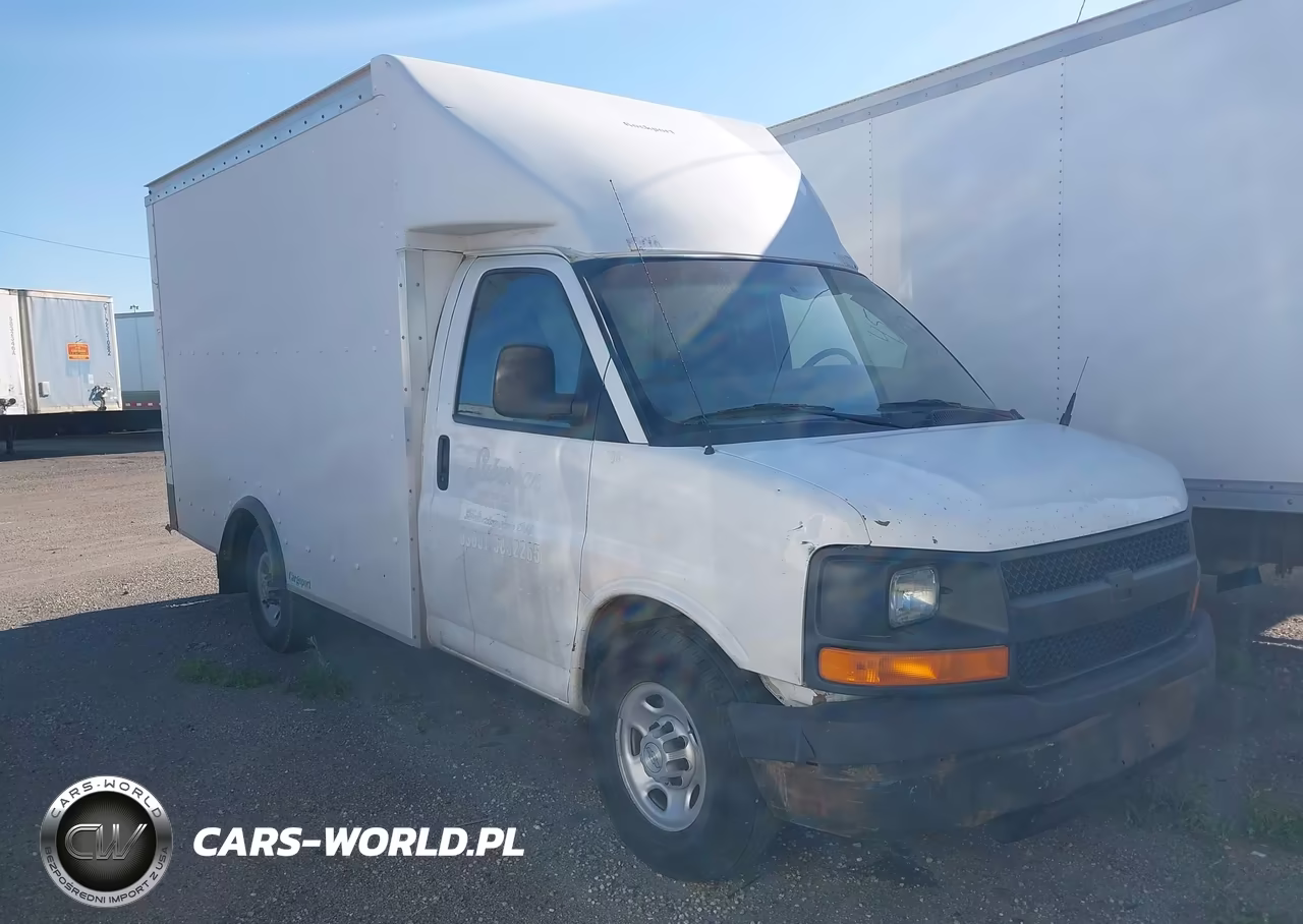 2015 Chevrolet Express Cutaway 3500