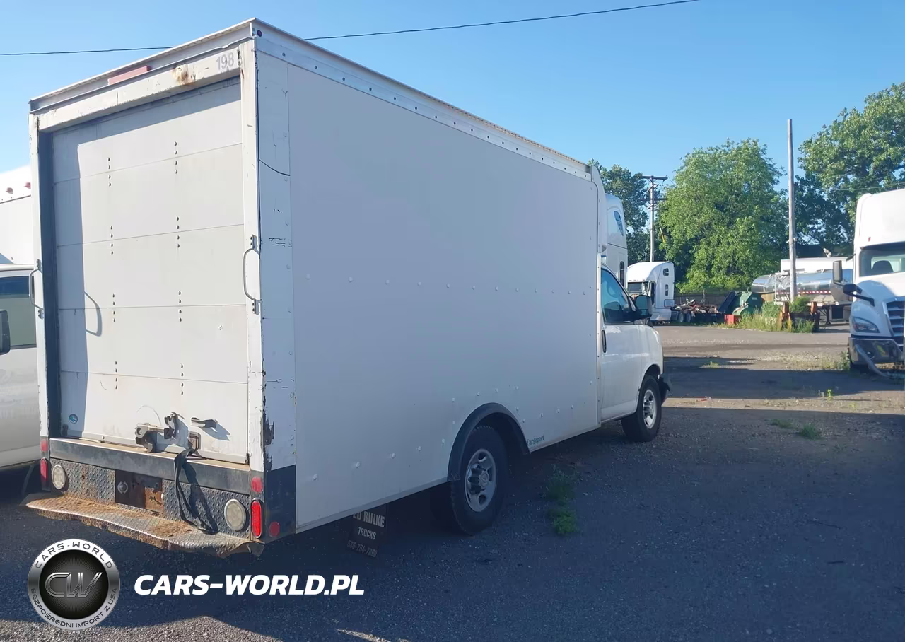 2015 Chevrolet Express Cutaway 3500 VIN:1GB0G2CF5F1251708 - 4