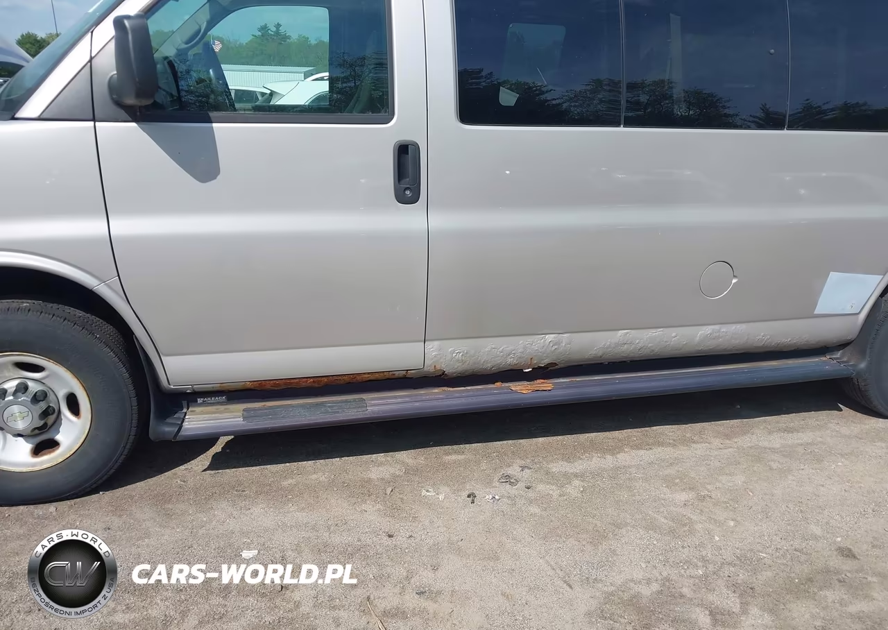 2009 Chevrolet Express 3500 Ls VIN:1GAHG39K791125081 - 12