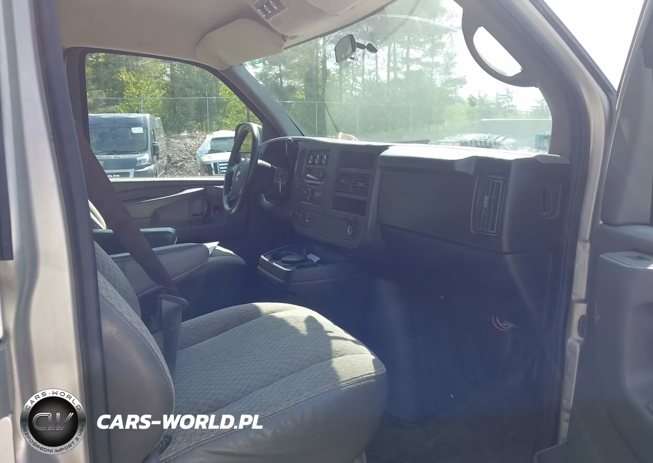 2009 Chevrolet Express 3500 Ls VIN:1GAHG39K791125081 - 5