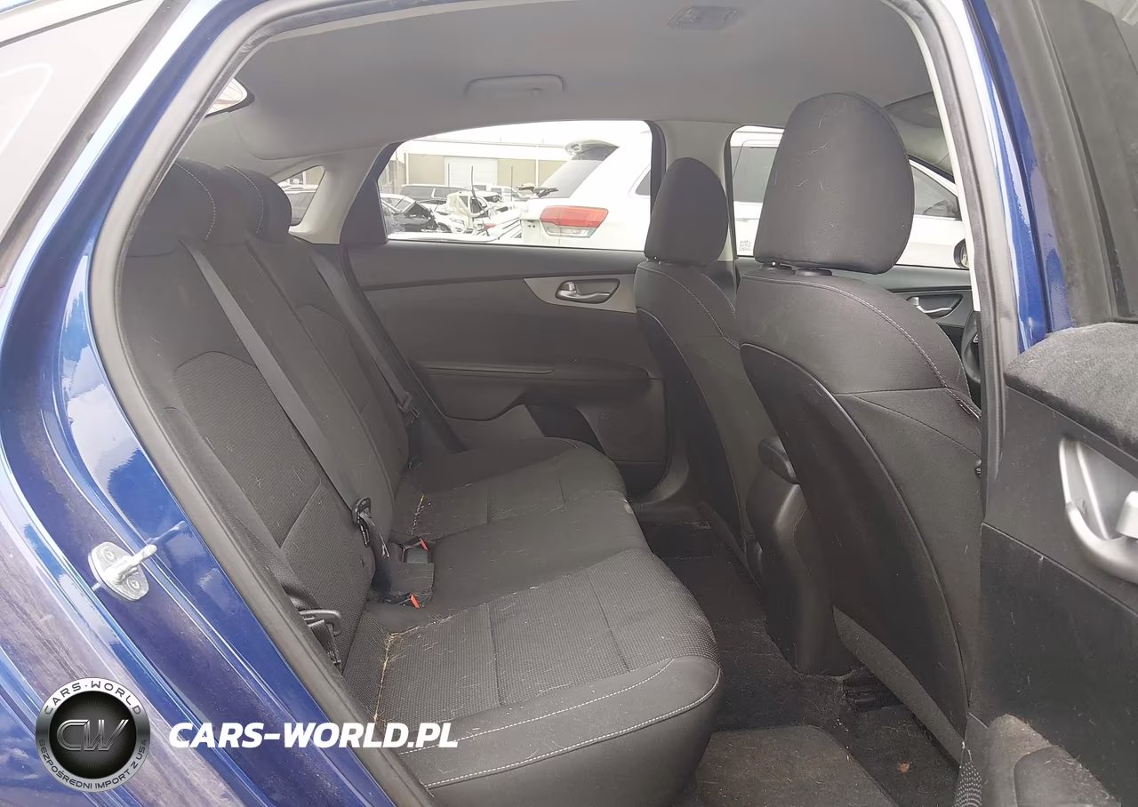 2019 Kia Forte Lxs VIN:3KPF24AD9KE115011 - 8